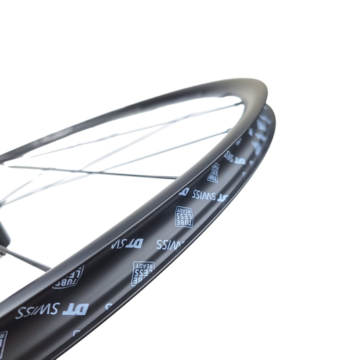 DT Swiss Laufradsatz E1800 SPLINE 23 DB 28 Zoll Rennrad Shimano - RAAAD.de