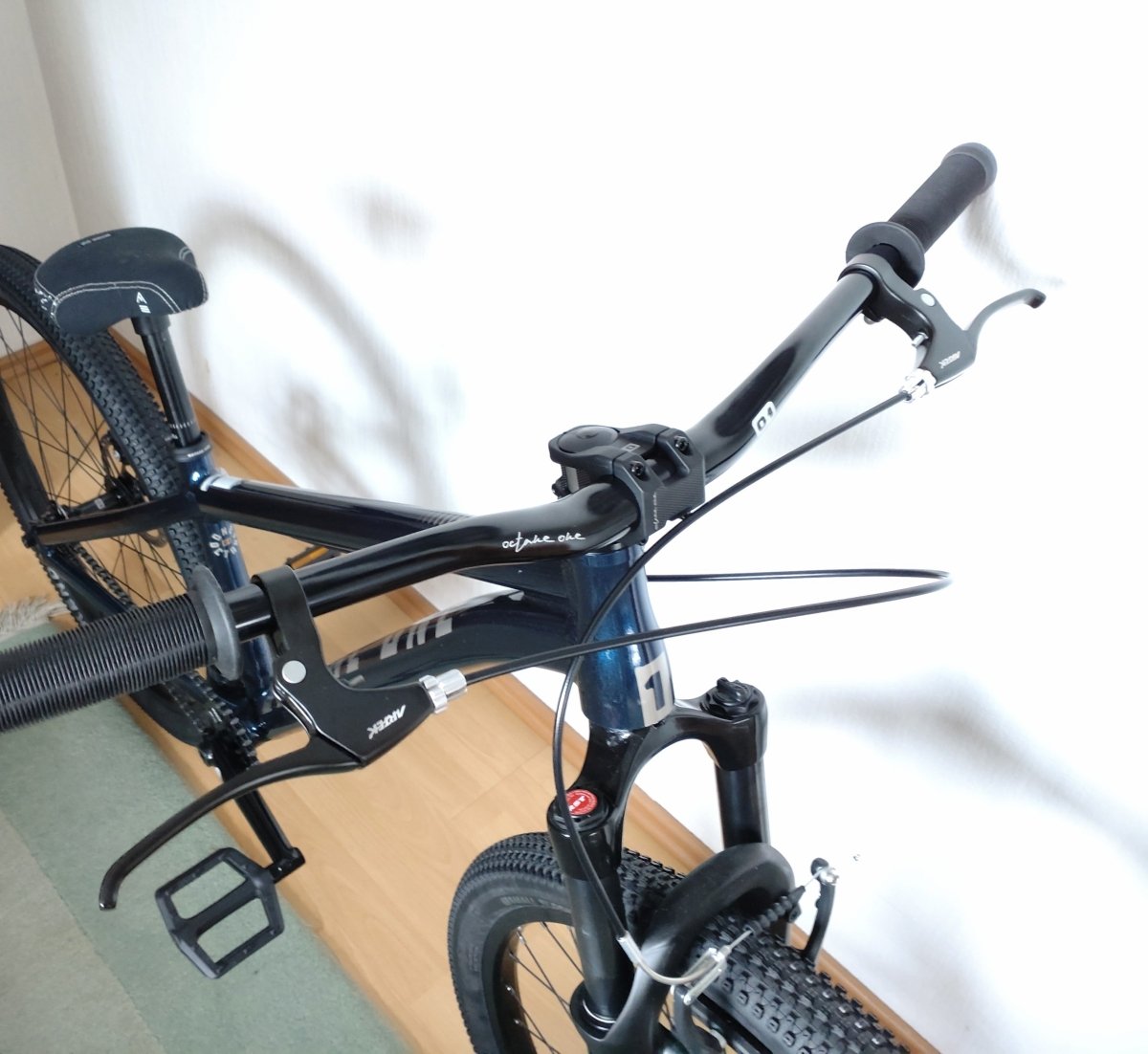 Octane One MELT Dirt Bike blau – RAAAD.de