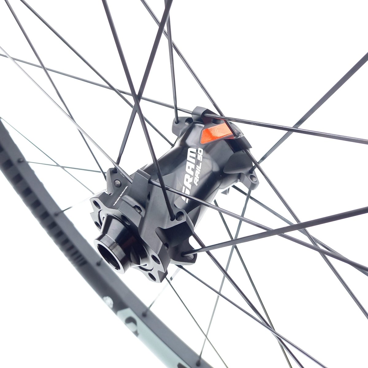 vorderrad mountainbike 26 SRAM RAIL 50 Vorderrad 26 Zoll Carbon 15/20x100 mm – RAAAD.de